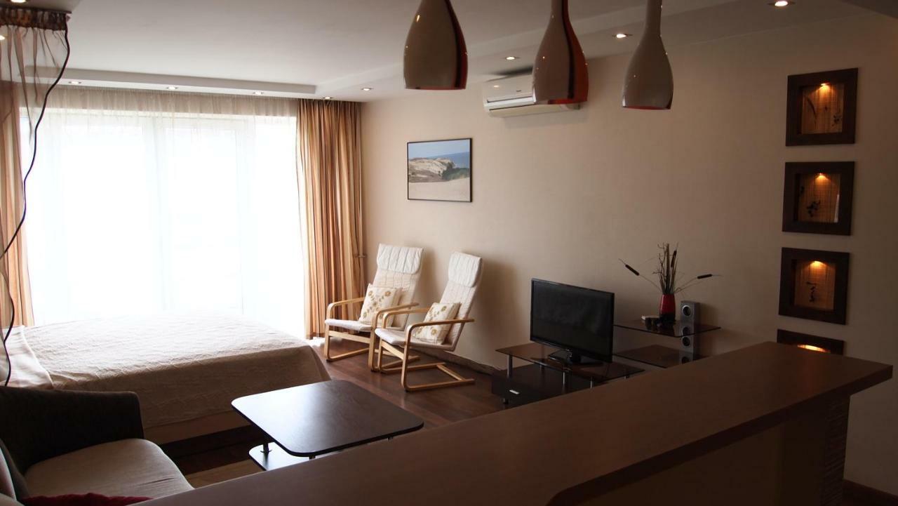 Pusynas Apartments Юодкранте Екстер'єр фото